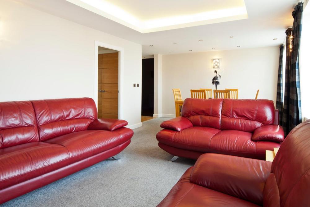 Queens Mansions: Empress Suite Blackpool Bagian luar foto